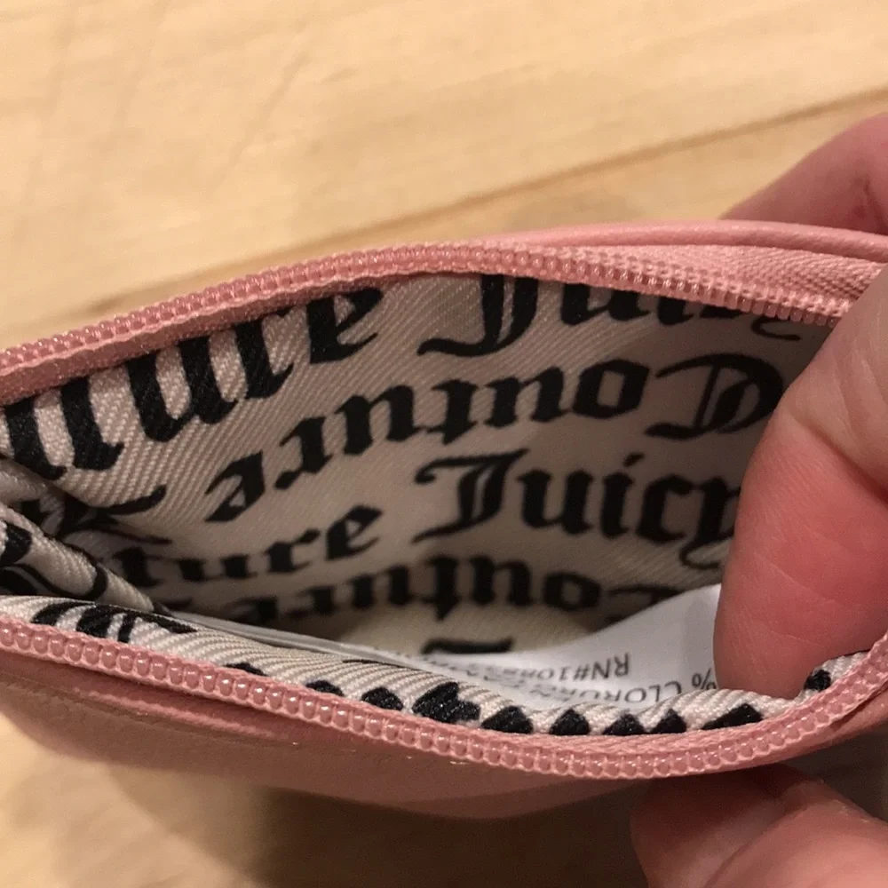 👛JUICY COUTURE COINPURSE NWOT - Picture 4 of 4